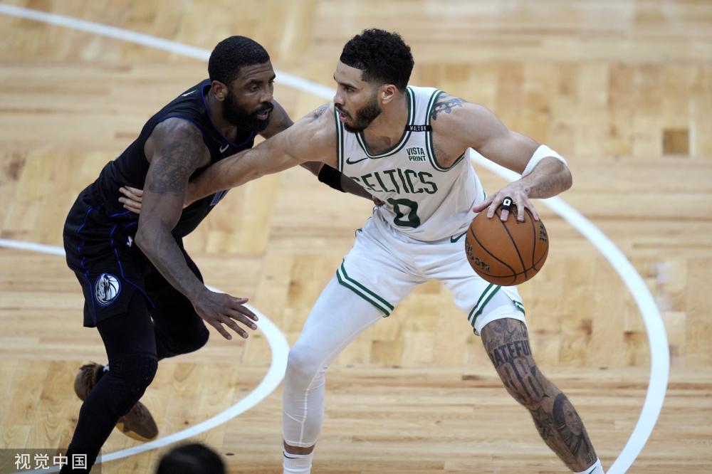 际赛季中的 际赛季中的