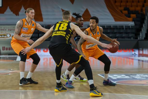 然而在20 然而在20