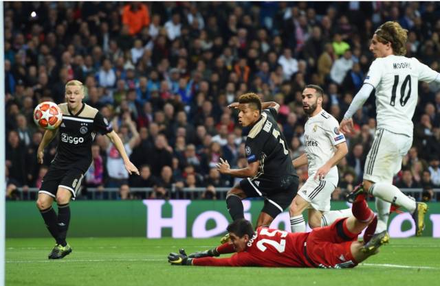 场外的深度 场外的深度