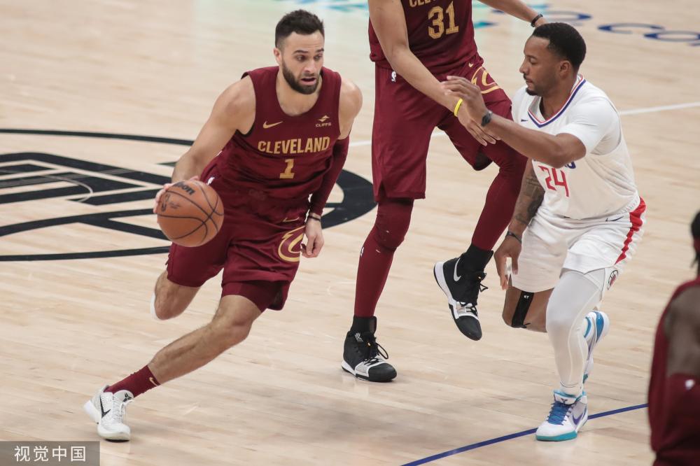 更展示了年 更展示了年